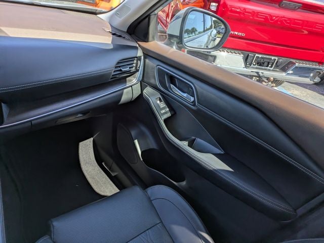 2023 Nissan Rogue Platinum FWD