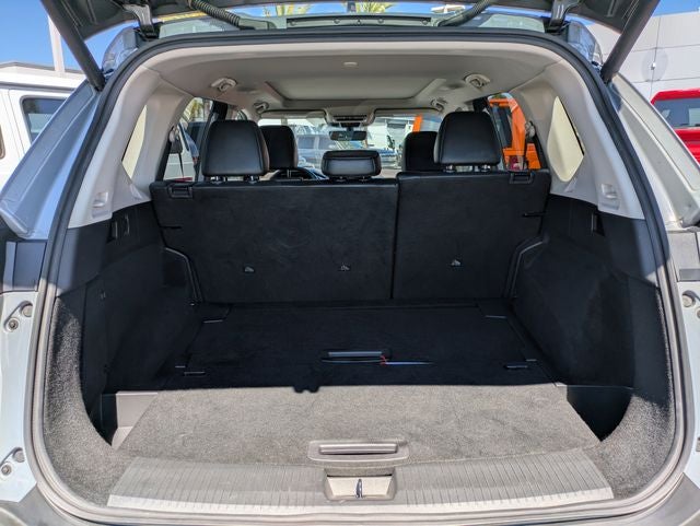 2023 Nissan Rogue Platinum FWD