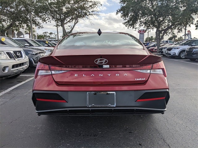 2025 Hyundai Elantra Limited