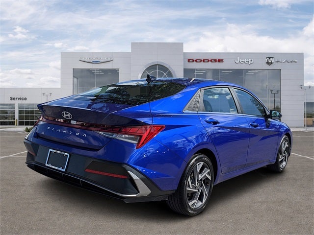 2025 Hyundai Elantra SEL Convenience