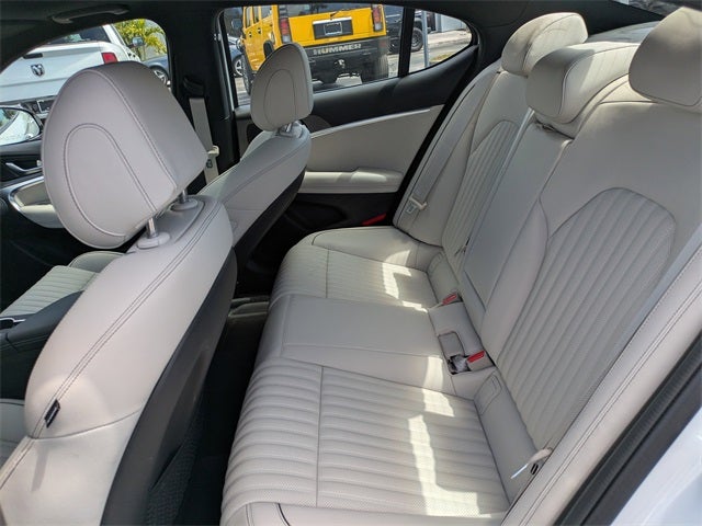 2025 Genesis G70 2.5T RWD