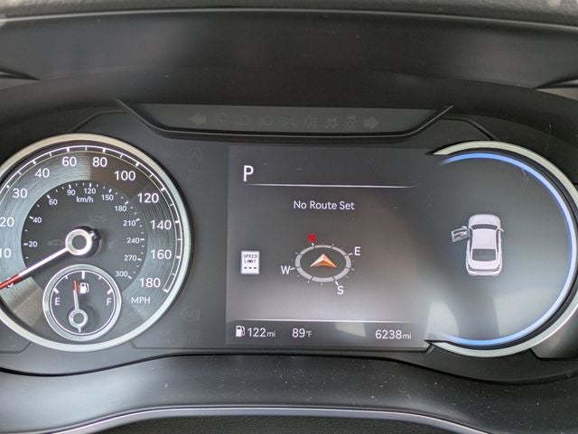 2025 Genesis G70 2.5T RWD