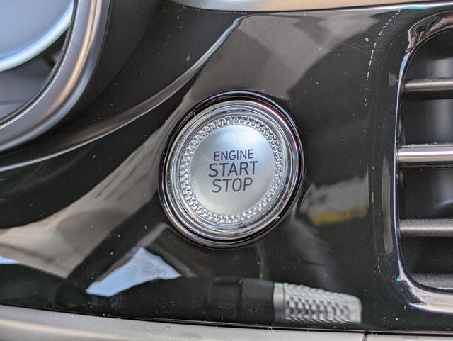 2025 Genesis G70 2.5T RWD