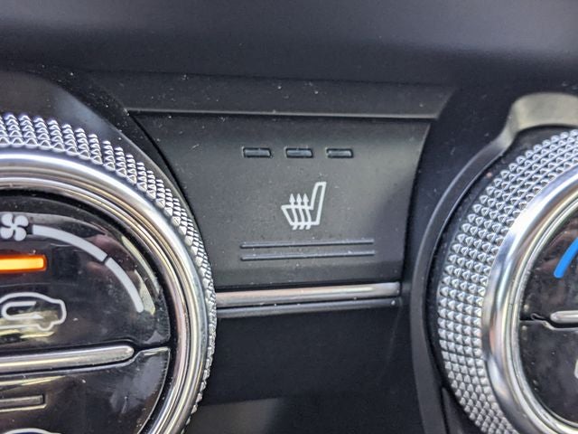 2022 Genesis G70 2.0T RWD