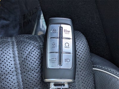 2022 Genesis G70 2.0T RWD