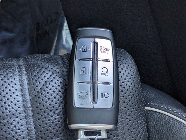 2022 Genesis G70 2.0T RWD