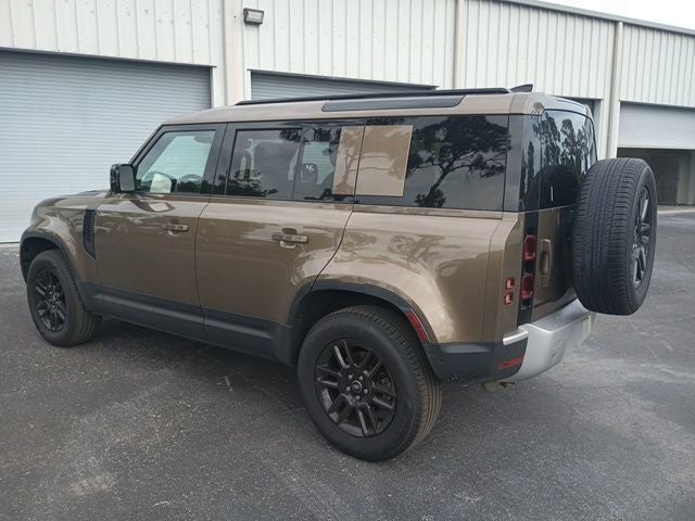 2025 Land Rover Defender 110 P300