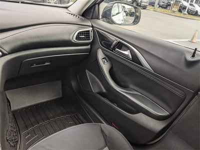 2018 INFINITI QX30 Base