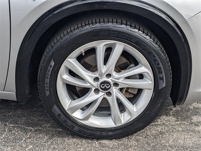 2018 INFINITI QX30 Base