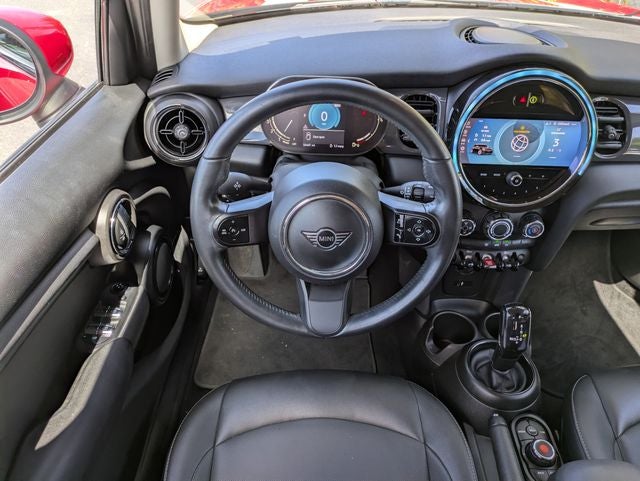 2022 MINI Hardtop Cooper