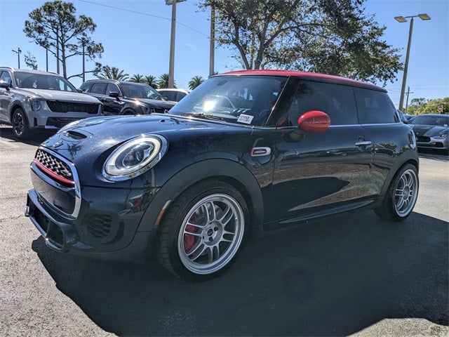 2017 MINI Hardtop 2 Door John Cooper Works
